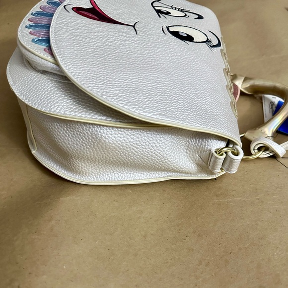 NWT Danielle Nicole Disney Mrs Potts Crossbody Shoulder Bag & Chip Wallet Bundle - Picture 4 of 16